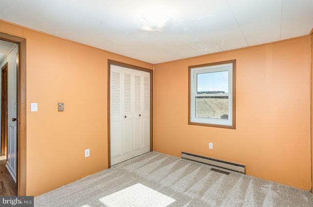 5146 GLEN ECHO RD, Glen Rock, PA 17327