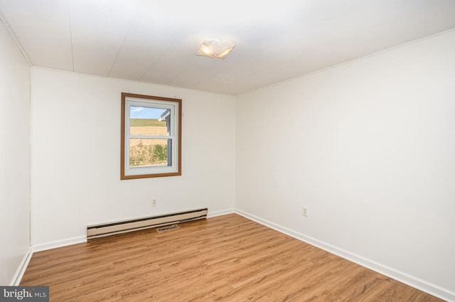 5146 GLEN ECHO RD, Glen Rock, PA 17327