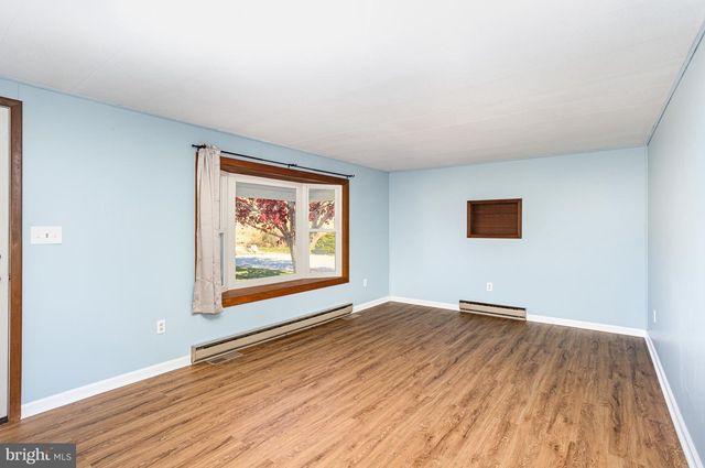 5146 GLEN ECHO RD, Glen Rock, PA 17327