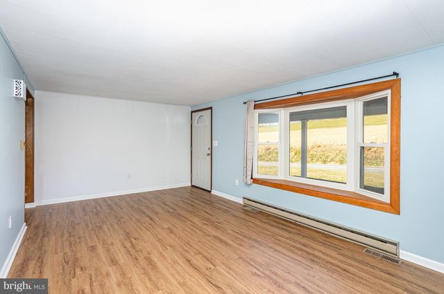 5146 GLEN ECHO RD, Glen Rock, PA 17327