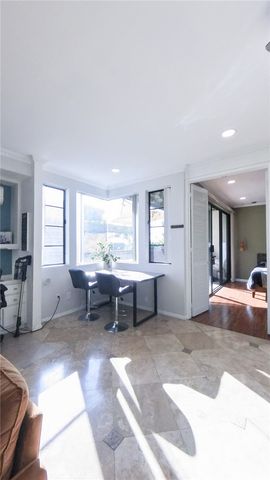 2575 E 19th Street 17, Signal Hill, CA 90755