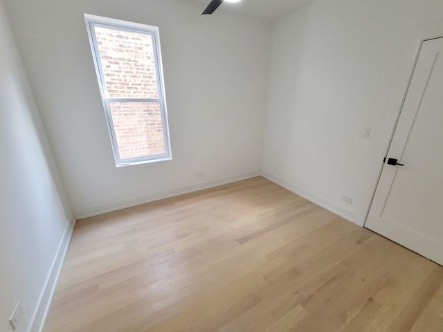 6442 S INGLESIDE Avenue, Chicago, IL 60637