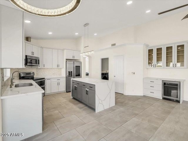 14841 N 42nd Place, Phoenix, AZ 85032