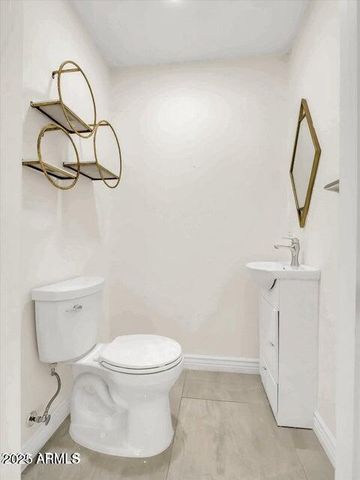 14841 N 42nd Place, Phoenix, AZ 85032