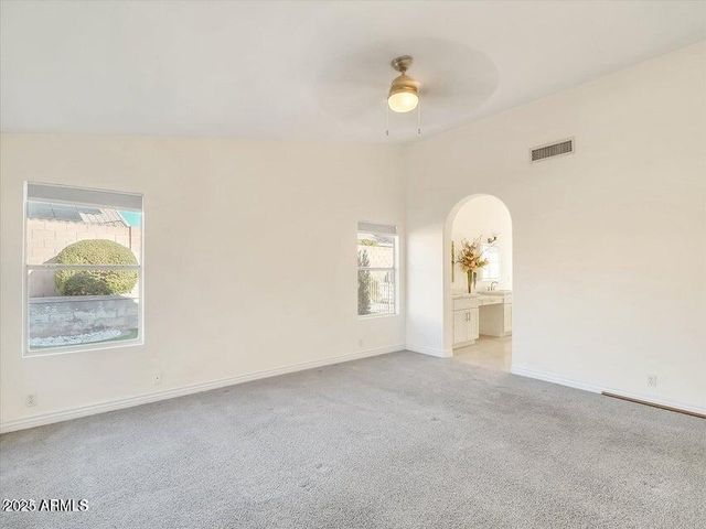 14841 N 42nd Place, Phoenix, AZ 85032