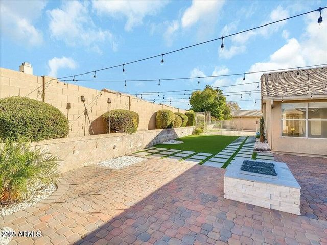 14841 N 42nd Place, Phoenix, AZ 85032