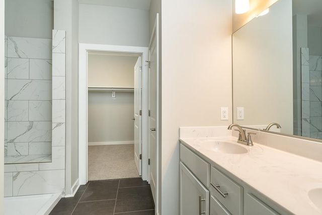 1576 PORT HILLS DR, Harrisonburg, VA 22801