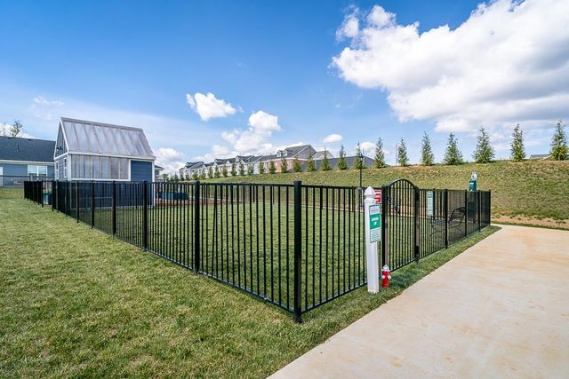 1576 PORT HILLS DR, Harrisonburg, VA 22801