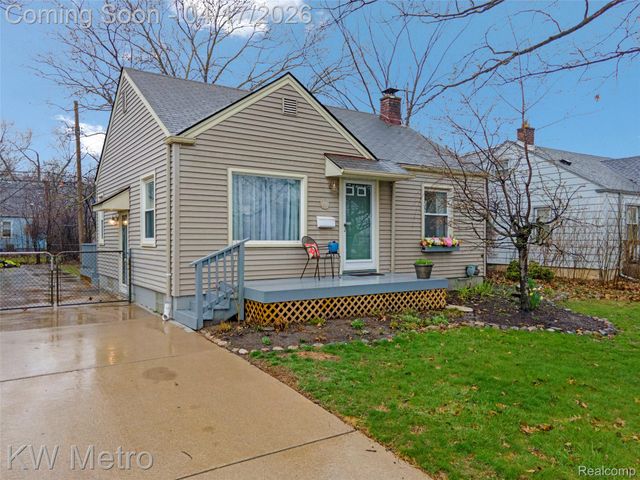 4289 Oakshire Avenue, Berkley, MI 48072