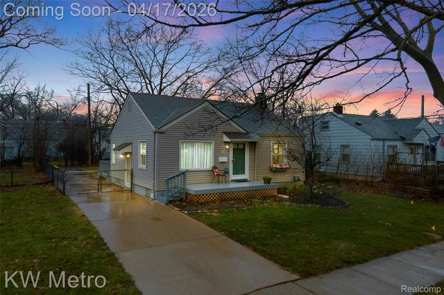 4289 Oakshire Avenue, Berkley, MI 48072