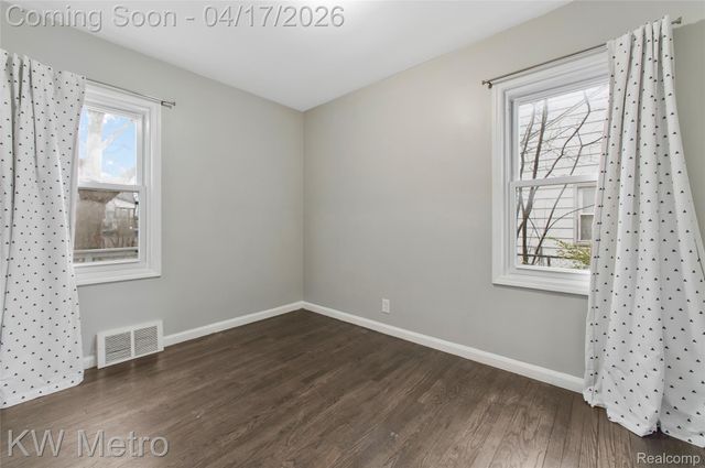 4289 Oakshire Avenue, Berkley, MI 48072