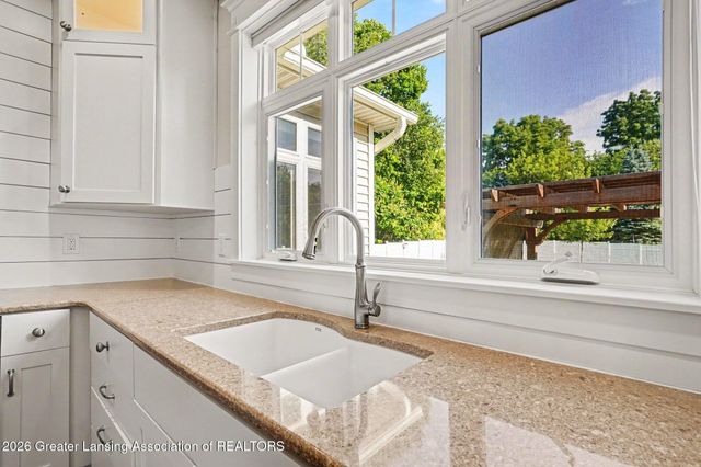 1243 Joann Lane, Williamston, MI 48895