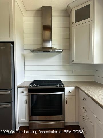 1243 Joann Lane, Williamston, MI 48895