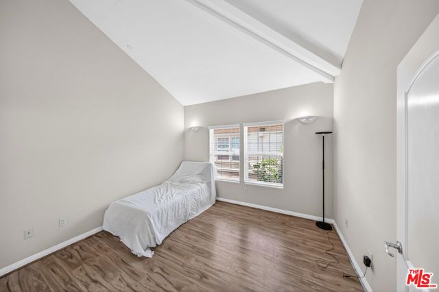 3974 Pennsylvania Avenue 103, La Crescenta, CA 91214