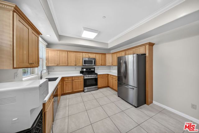 3974 Pennsylvania Avenue 103, La Crescenta, CA 91214