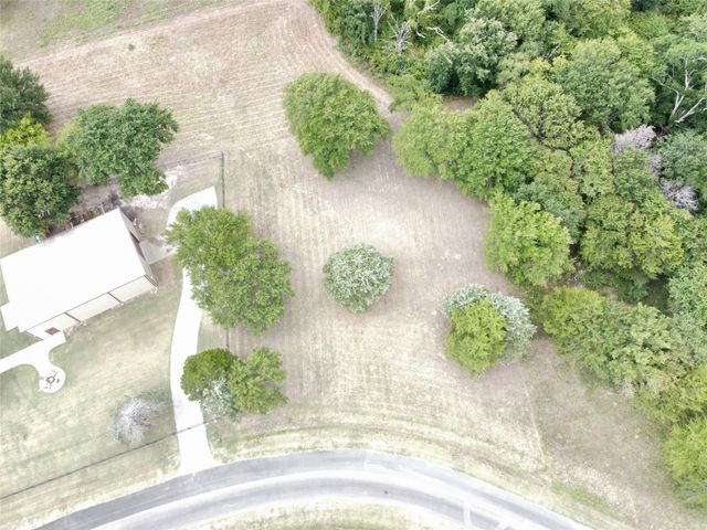 305 Cedar Creek Landing Lane, Mabank, TX 75143
