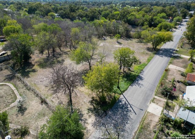 212 McMullen, San Antonio, TX 78210