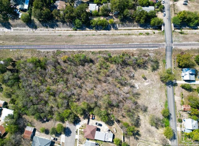 212 McMullen, San Antonio, TX 78210