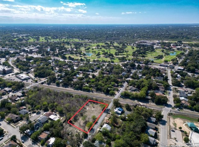 212 McMullen, San Antonio, TX 78210