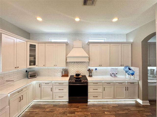 212 MONTARA DRIVE, Seffner, FL 33584