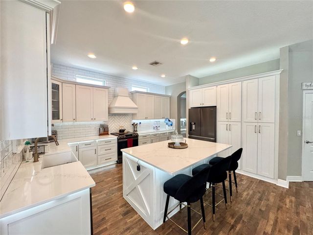 212 MONTARA DRIVE, Seffner, FL 33584