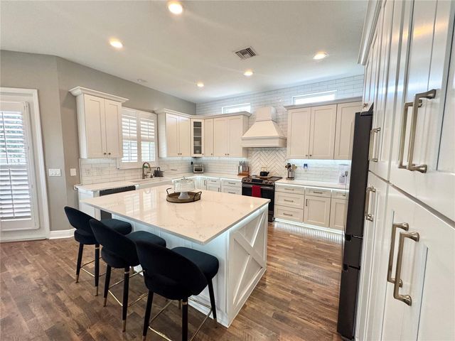 212 MONTARA DRIVE, Seffner, FL 33584