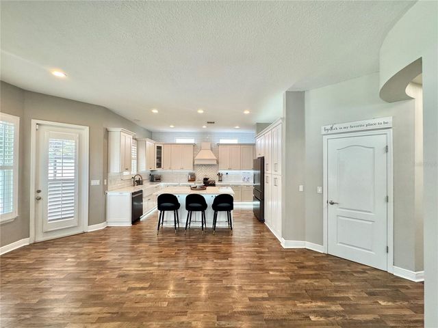 212 MONTARA DRIVE, Seffner, FL 33584