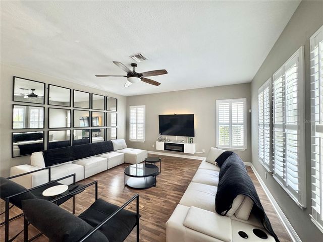 212 MONTARA DRIVE, Seffner, FL 33584