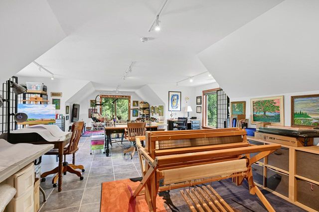 W1969 Itsa Little ROAD, Mukwonago, WI 53149