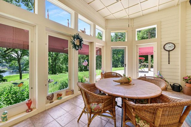 W1969 Itsa Little ROAD, Mukwonago, WI 53149
