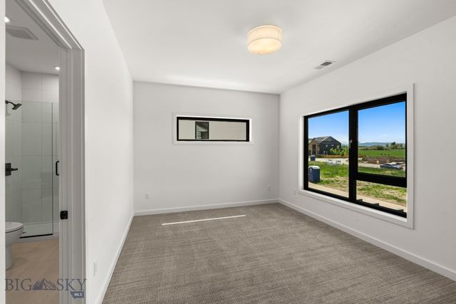 2939 S 30th Avenue, Bozeman, MT 59718