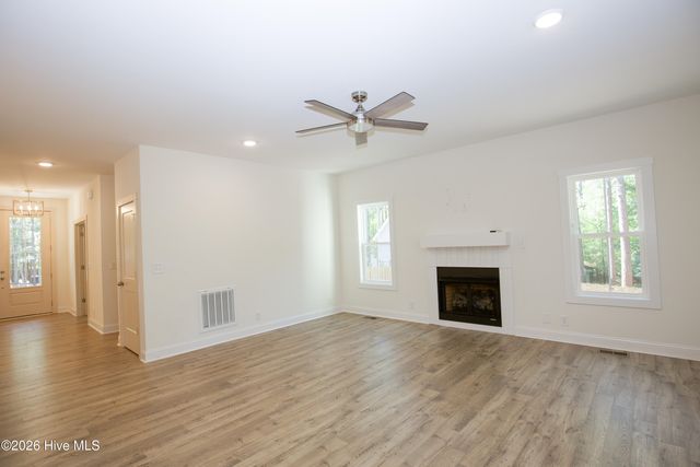 130 Torrey Pines Lane, Pinehurst, NC 28374
