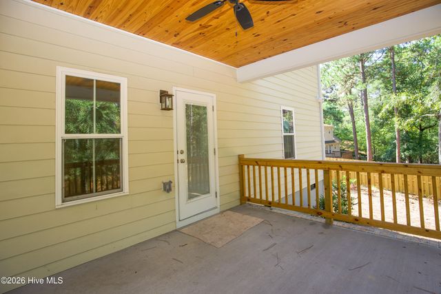 130 Torrey Pines Lane, Pinehurst, NC 28374