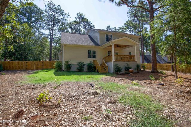 130 Torrey Pines Lane, Pinehurst, NC 28374