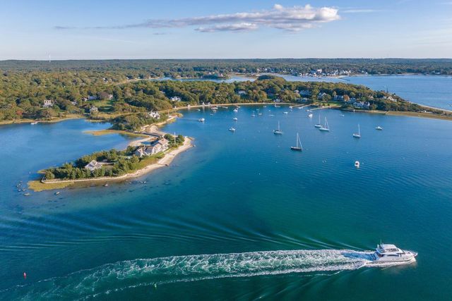 75 Winsor Road, Cataumet, MA 02534