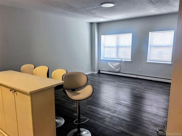 221 Beach 80th street 1G, Rockaway Beach, NY 11693