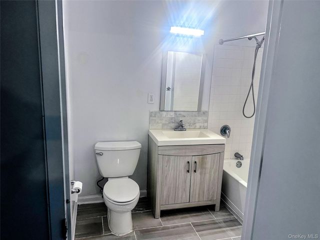 221 Beach 80th street 1G, Rockaway Beach, NY 11693