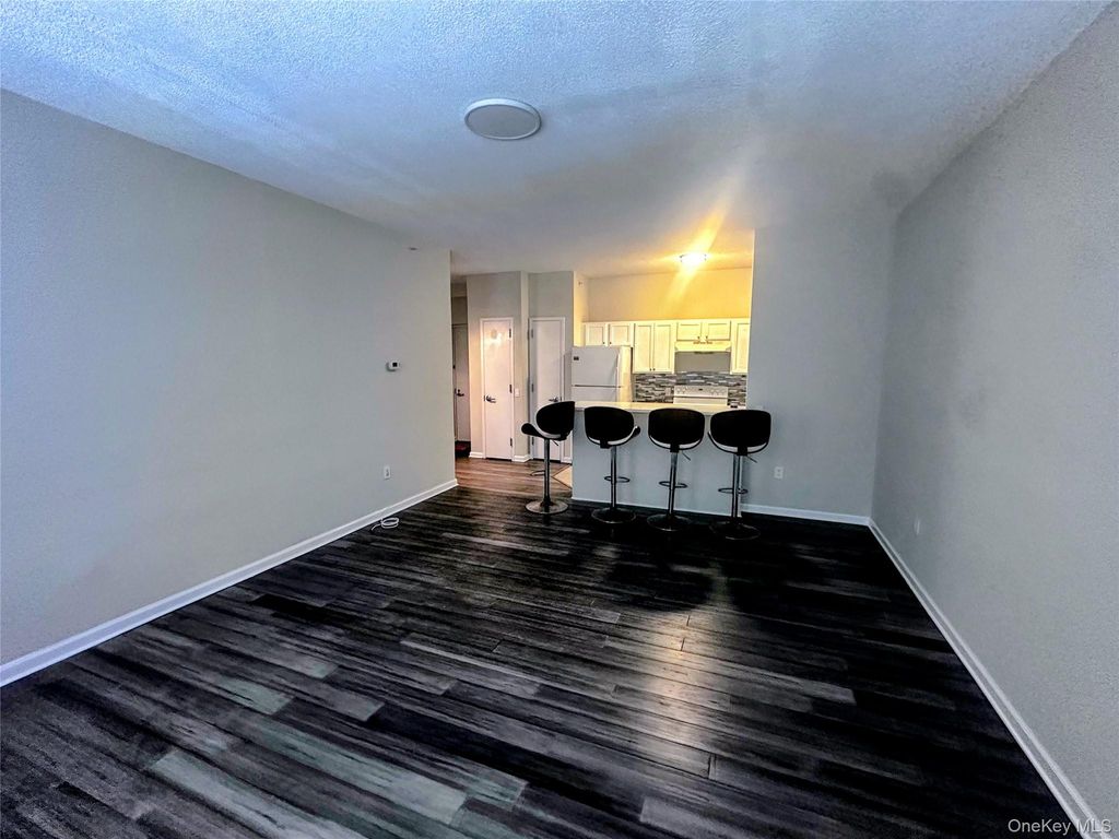 221 Beach 80th street 1G, Rockaway Beach, NY 11693