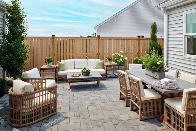 42 Outlook East 42, Plymouth, MA 02360