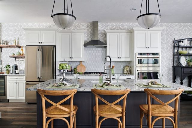 42 Outlook East 42, Plymouth, MA 02360