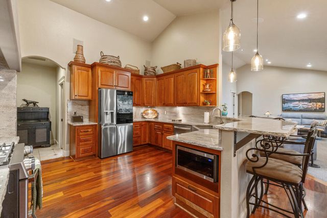 11209 Merganser Road, Klamath Falls, OR 97601