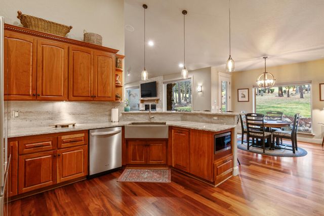 11209 Merganser Road, Klamath Falls, OR 97601