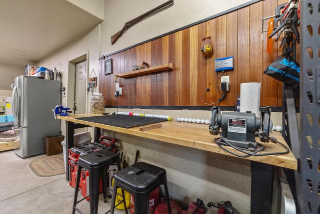 11209 Merganser Road, Klamath Falls, OR 97601