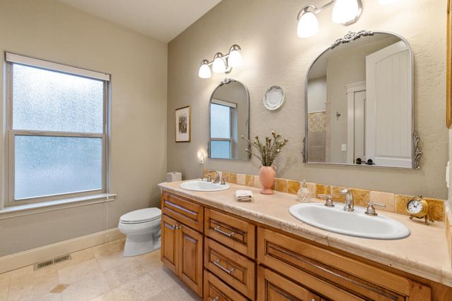 11209 Merganser Road, Klamath Falls, OR 97601