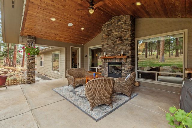 11209 Merganser Road, Klamath Falls, OR 97601