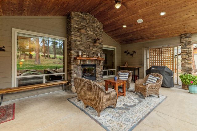 11209 Merganser Road, Klamath Falls, OR 97601