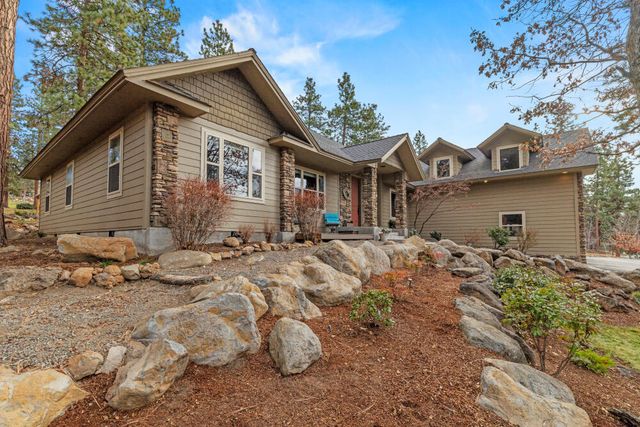 11209 Merganser Road, Klamath Falls, OR 97601