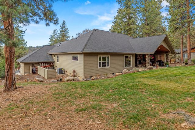 11209 Merganser Road, Klamath Falls, OR 97601