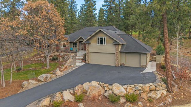 11209 Merganser Road, Klamath Falls, OR 97601