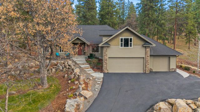 11209 Merganser Road, Klamath Falls, OR 97601